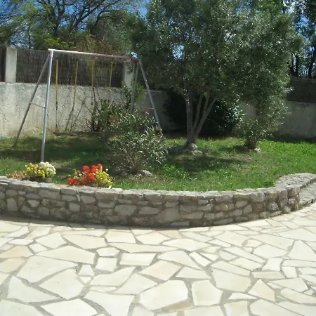 La Peyriere Vila