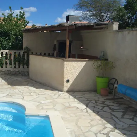 La Peyriere Vila